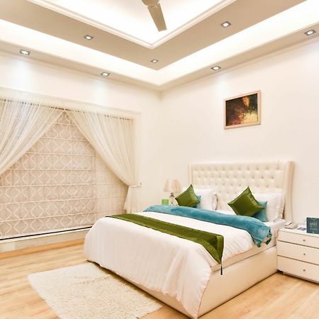 Treebo Trend The G8 Sector 39 Hotel Noida Ngoại thất bức ảnh