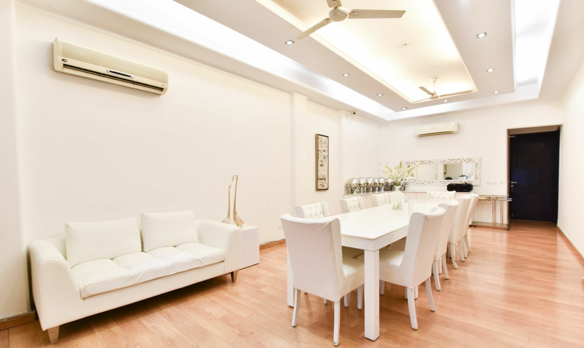 Treebo Trend The G8 Sector 39 Hotel Noida Ngoại thất bức ảnh