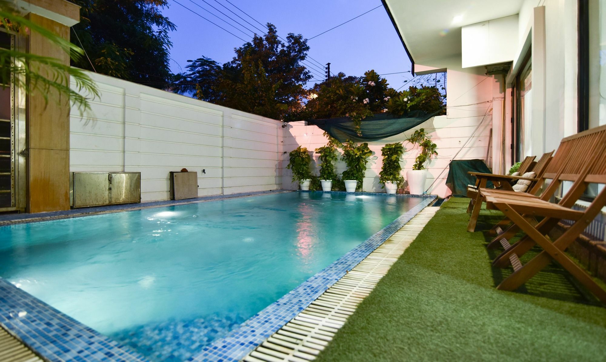 Treebo Trend The G8 Sector 39 Hotel Noida Ngoại thất bức ảnh